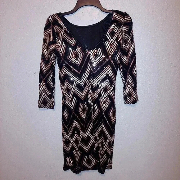 NWT Rue 21 Sequin Mini Bodycon Dress Size Medium - Picture 2 of 10